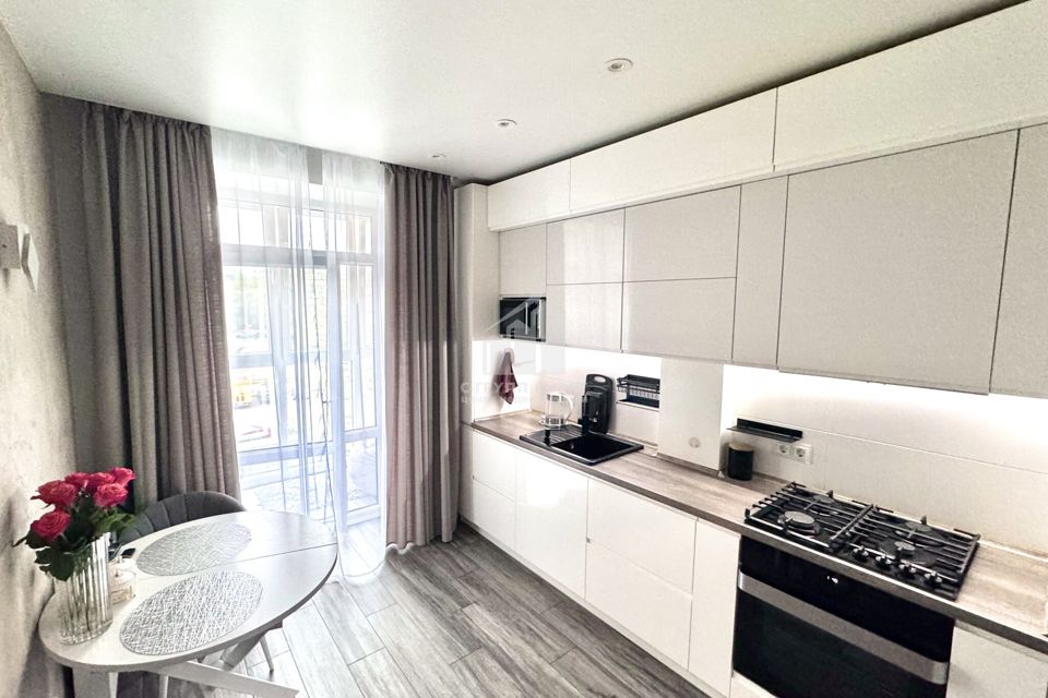 Продаётся 1-комнатная квартира, 38 м²