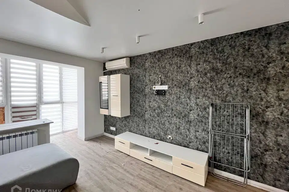 Продаётся 3-комнатная квартира, 64.1 м²