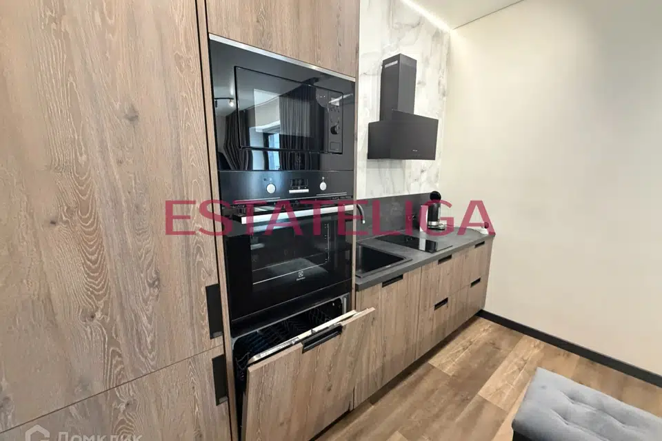 Продаётся 1-комнатная квартира, 38 м²