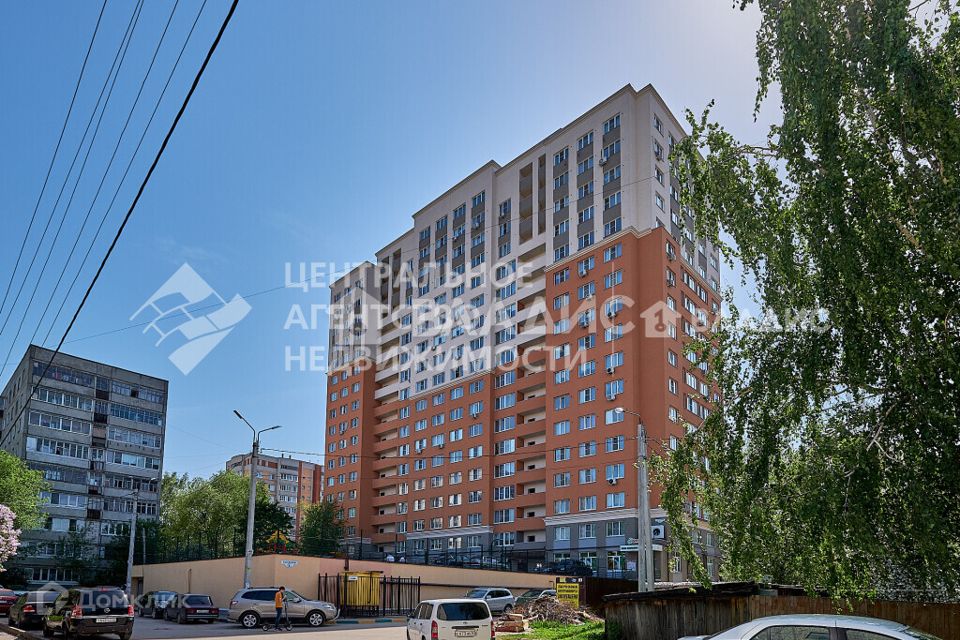 Сдаётся 1-комнатная квартира, 58 м²