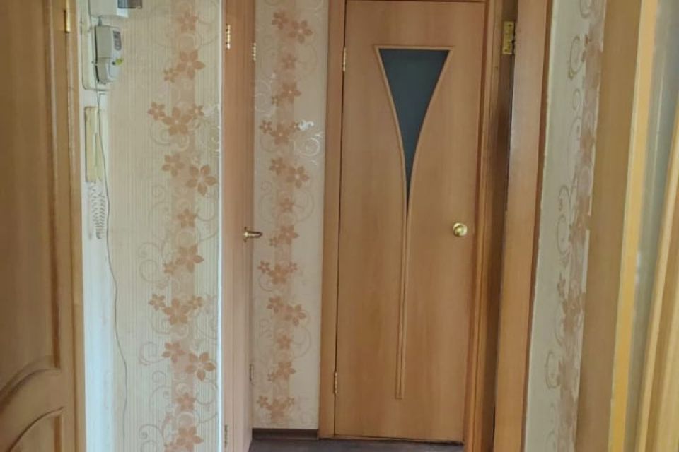 Продаётся 2-комнатная квартира, 42.4 м²