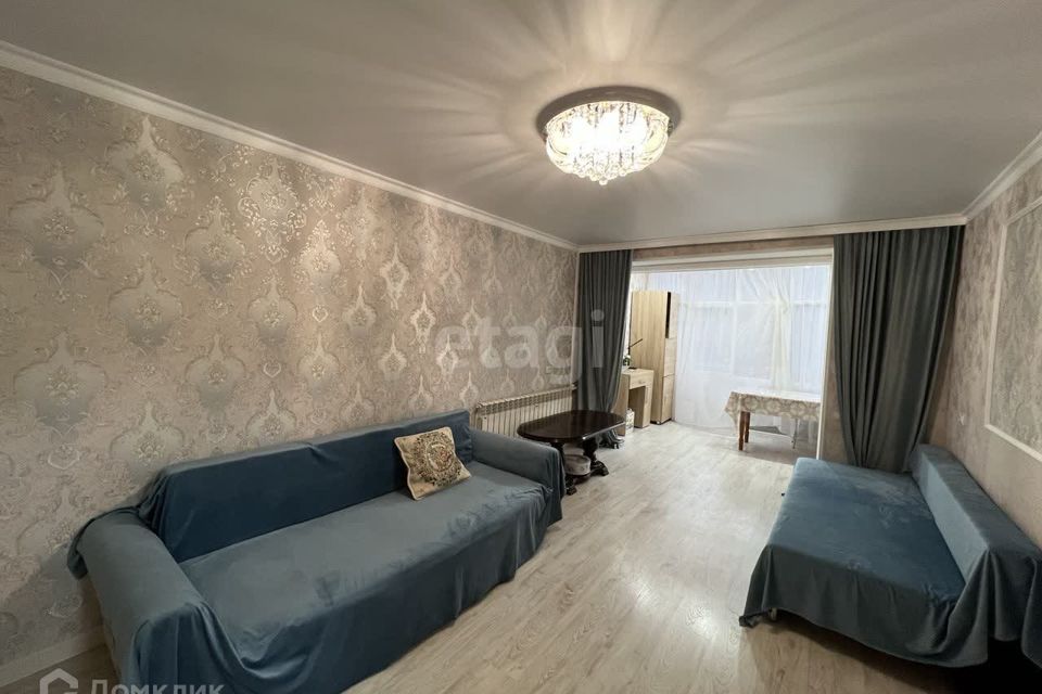 Продаётся 3-комнатная квартира, 60 м²
