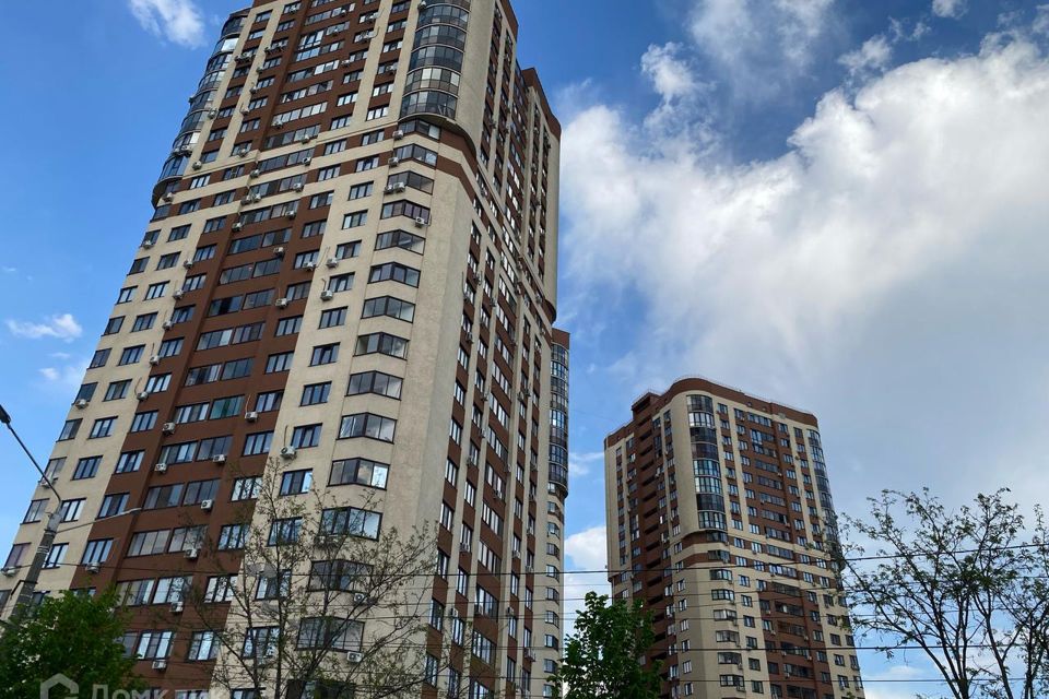 Продаётся 2-комнатная квартира, 92.4 м²