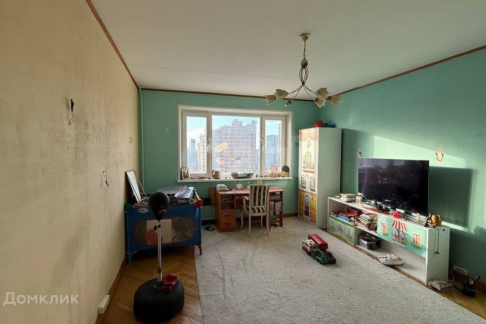 Продаётся 3-комнатная квартира, 103.8 м²