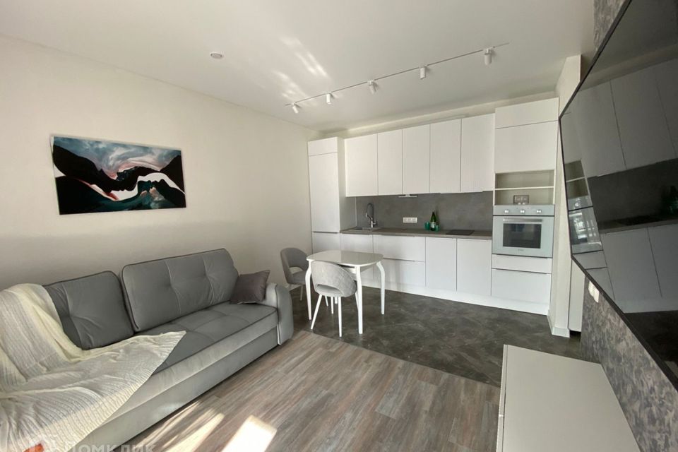 Продаётся 1-комнатная квартира, 38 м²
