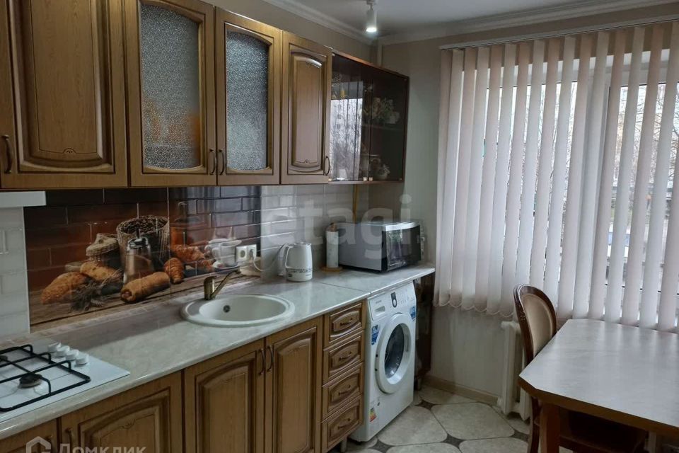 Продаётся 3-комнатная квартира, 62 м²