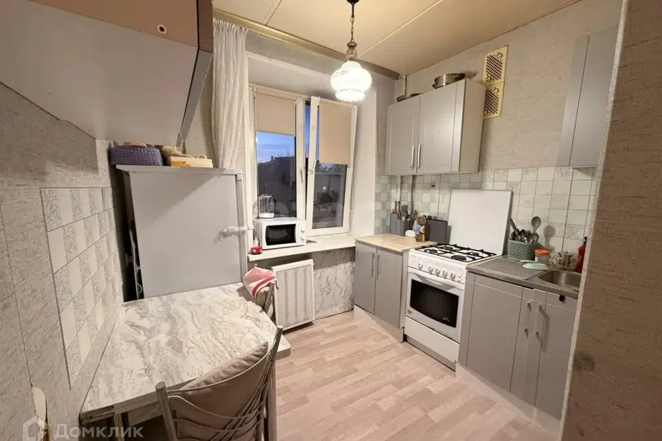 Продаётся 3-комнатная квартира, 55.5 м²