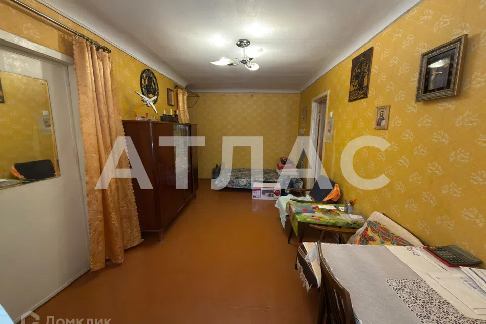 Продаётся 3-комнатная квартира, 52.1 м²