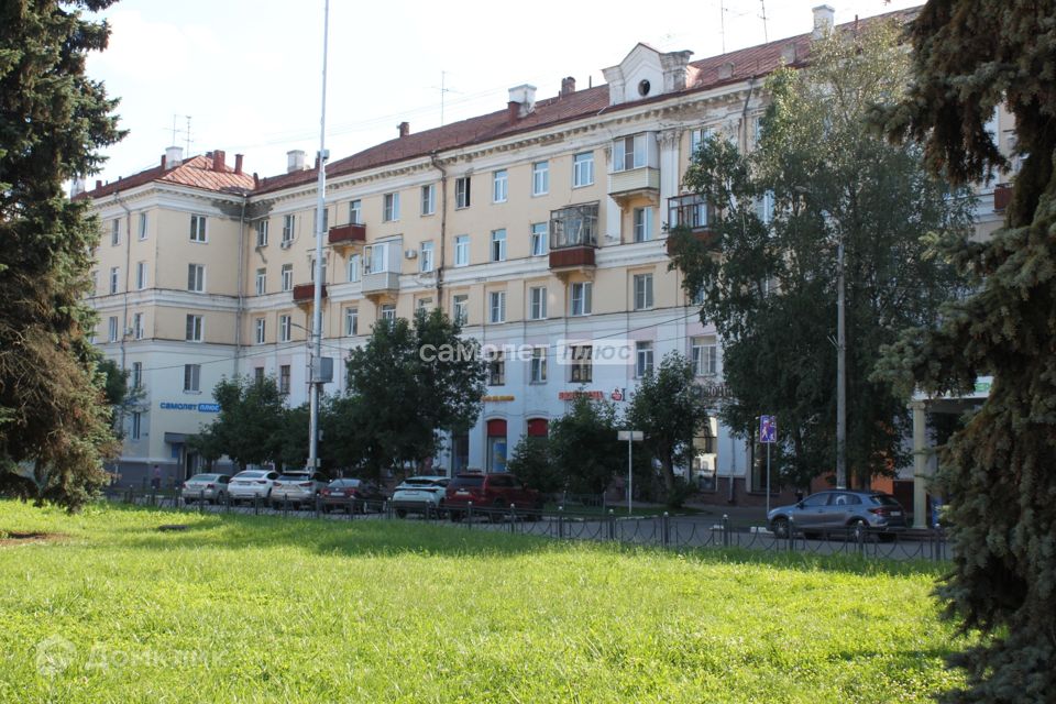 Продаётся 2-комнатная квартира, 59.7 м²
