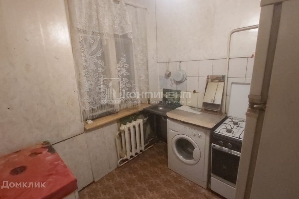 Продаётся комната в 3-комн. квартире, 10.4 м²