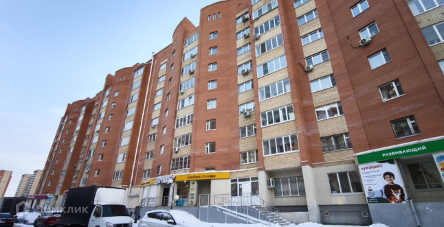 Продаётся 1-комнатная квартира, 46 м²