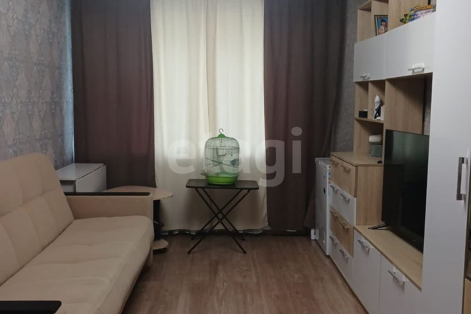 Продаётся 3-комнатная квартира, 56.1 м²