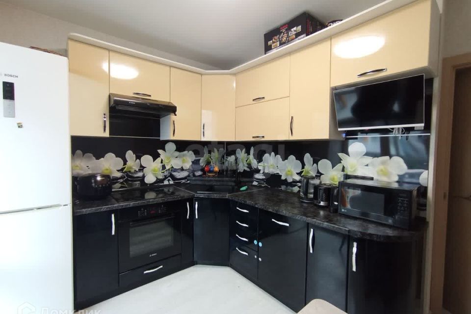 Продаётся 2-комнатная квартира, 64.6 м²