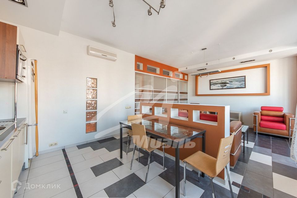 Сдаётся 3-комнатная квартира, 110 м²