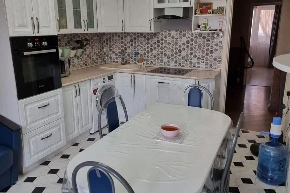 Продаётся 2-комнатная квартира, 62 м²