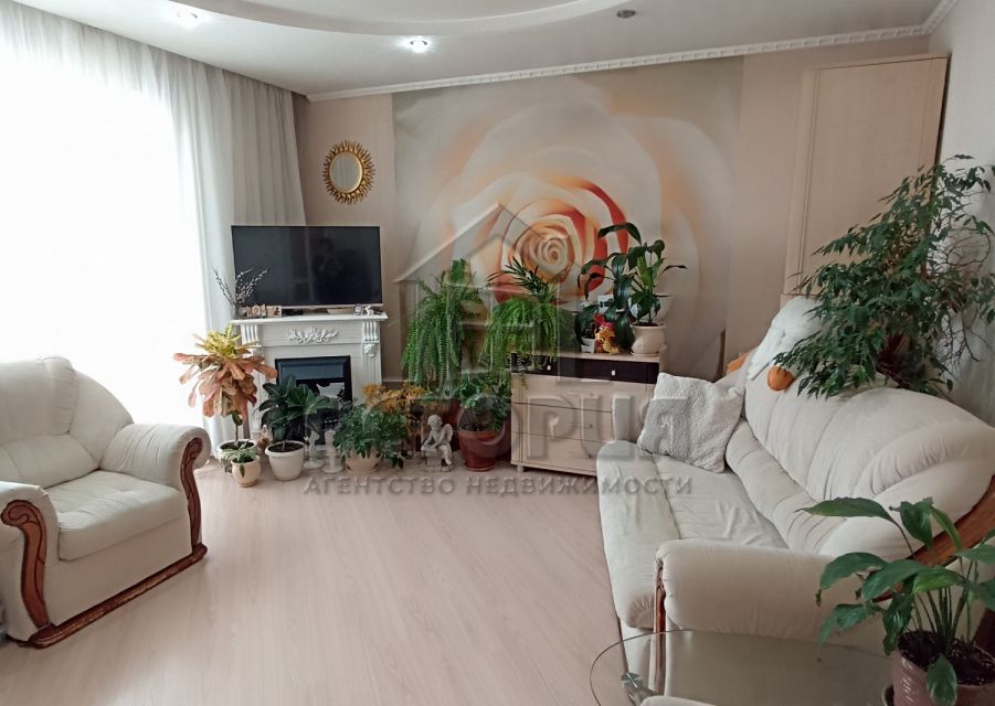 Продаётся 3-комнатная квартира, 63.4 м²