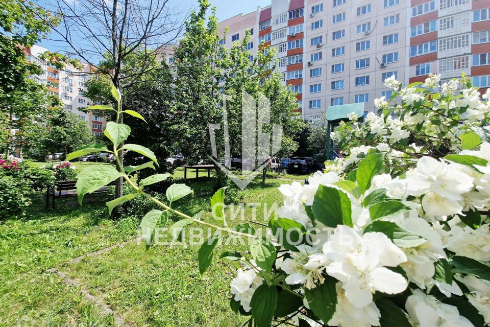 Продаётся 1-комнатная квартира, 37 м²