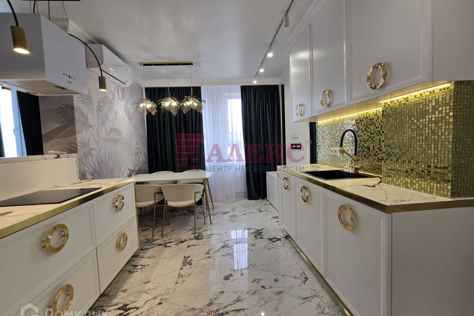 Сдаётся 2-комнатная квартира, 56.1 м²
