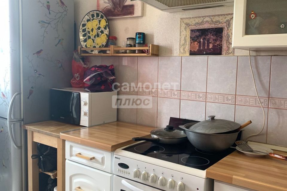 Продаётся 2-комнатная квартира, 55.5 м²