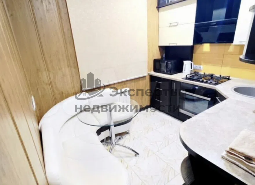Продаётся 2-комнатная квартира, 55.3 м²