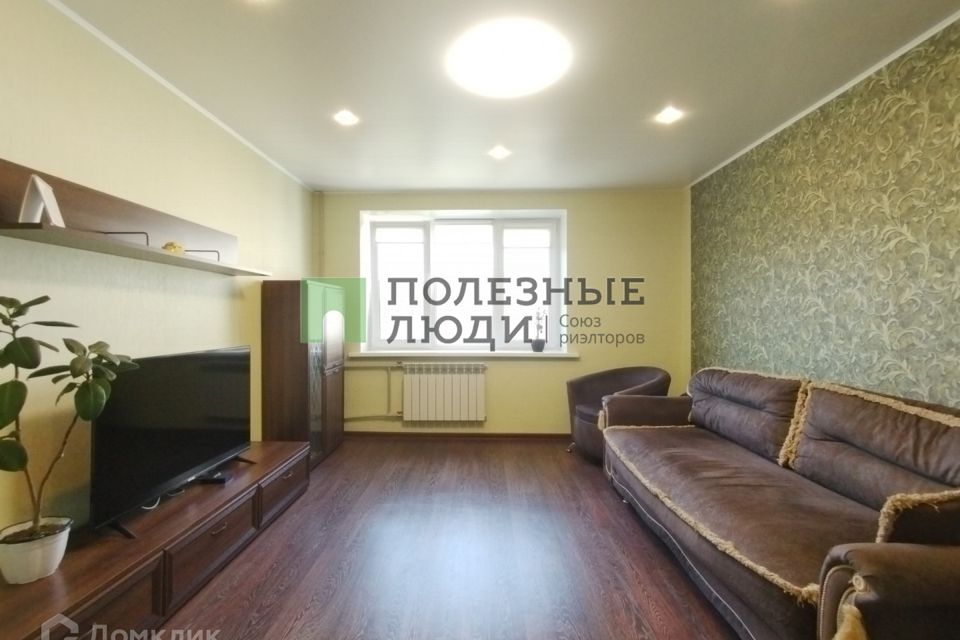 Продаётся 3-комнатная квартира, 61.8 м²