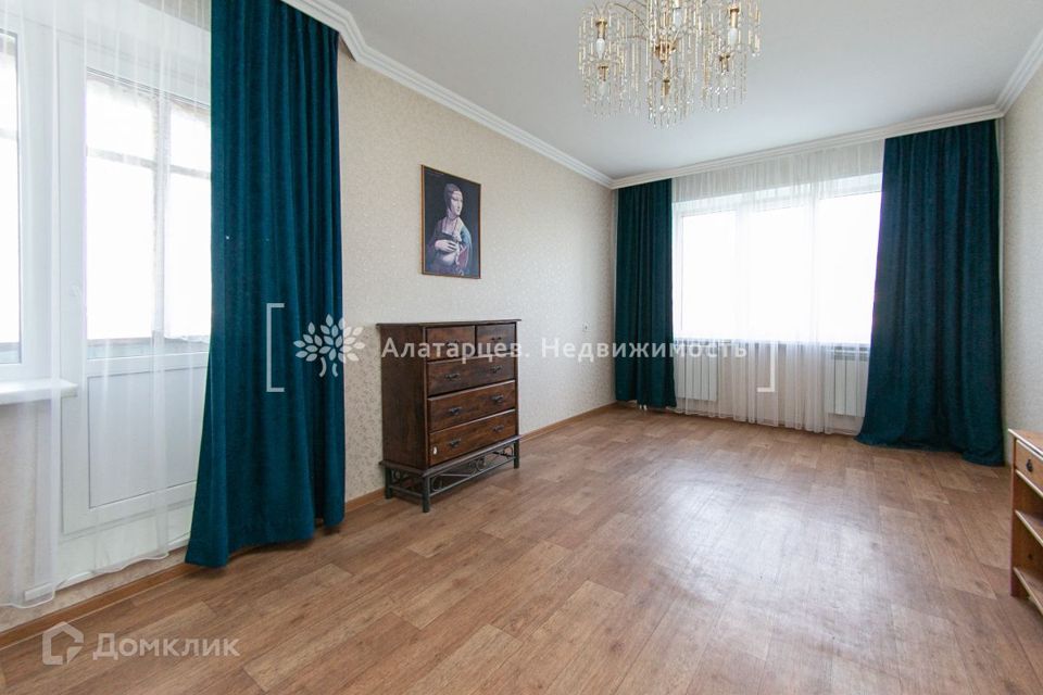 Продаётся 4-комнатная квартира, 70.3 м²