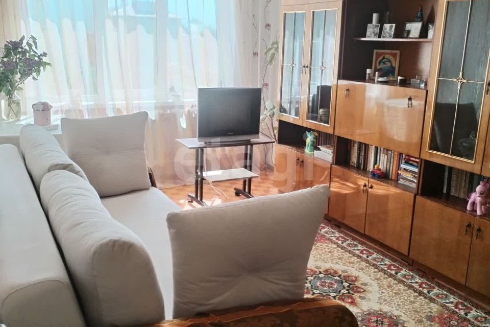 Продаётся 3-комнатная квартира, 59.8 м²