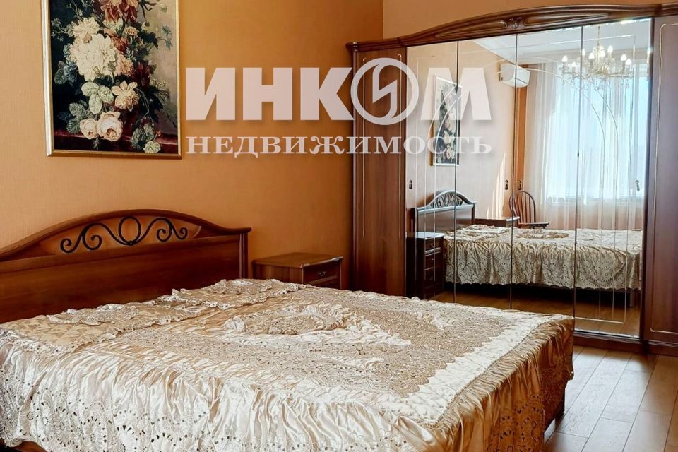 Сдаётся 2-комнатная квартира, 58 м²