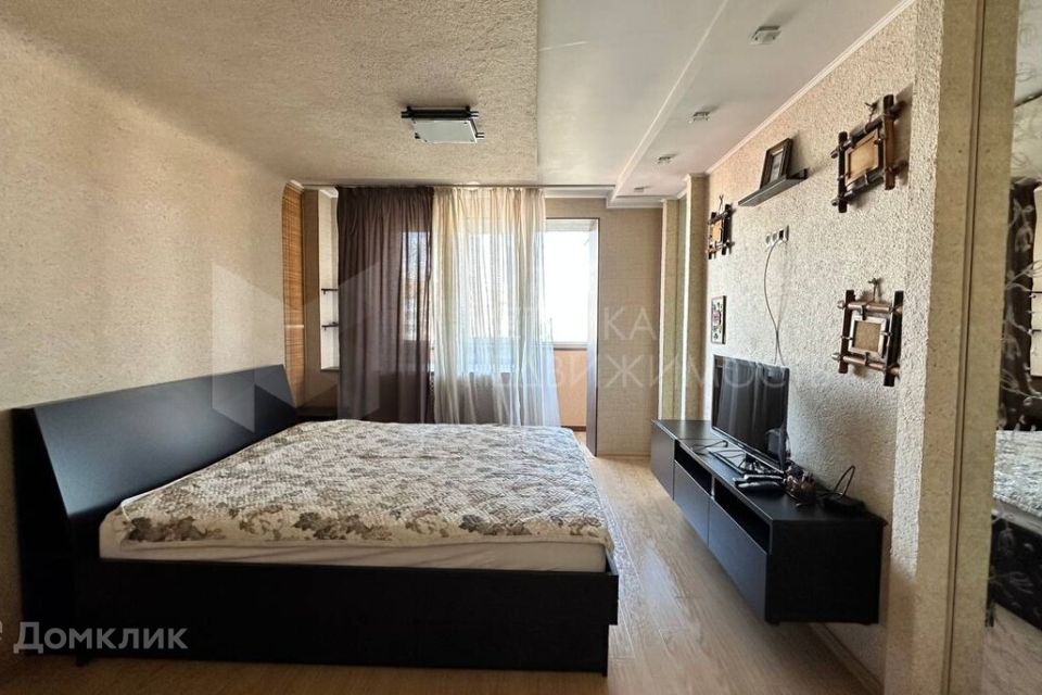 Продаётся 3-комнатная квартира, 101.5 м²