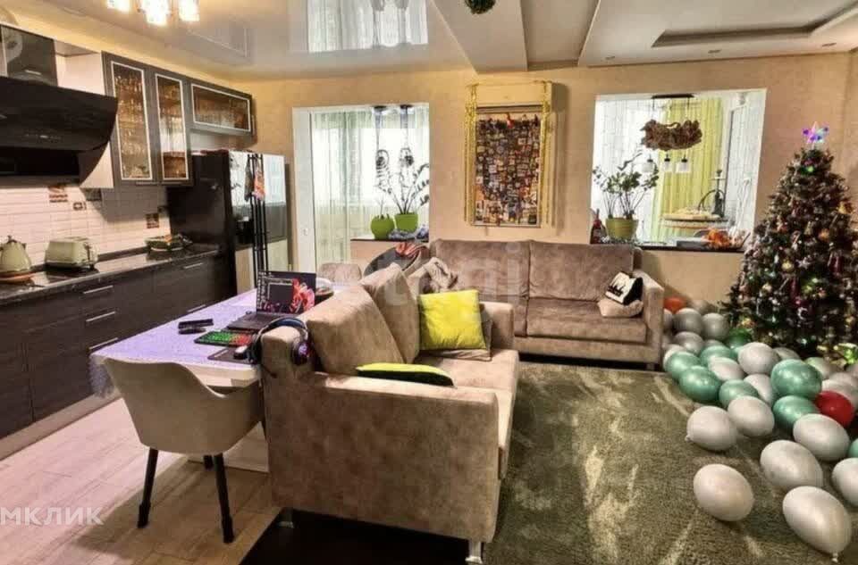 Продаётся 2-комнатная квартира, 73.8 м²