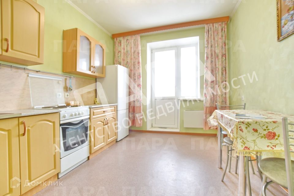 Сдаётся 1-комнатная квартира, 55 м²