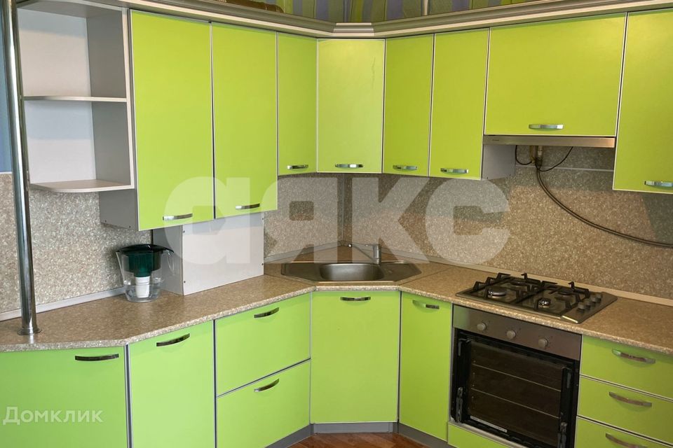 Продаётся 1-комнатная квартира, 37.8 м²