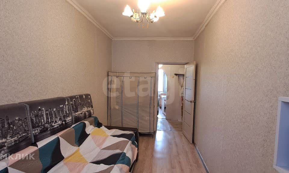 Продаётся 3-комнатная квартира, 51.8 м²