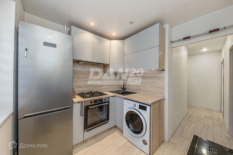 Продаётся 3-комнатная квартира, 57.7 м²