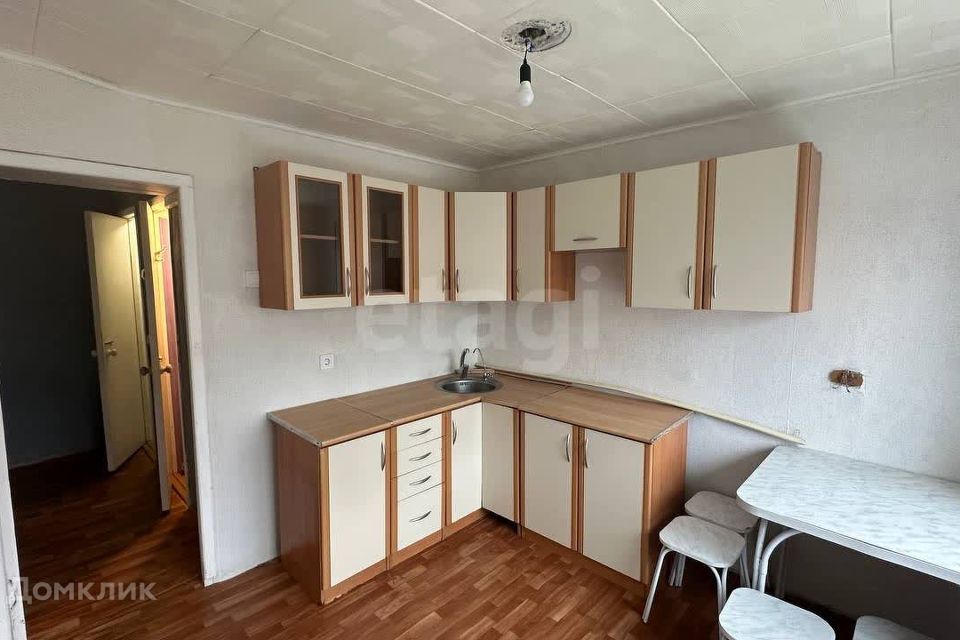 Продаётся 2-комнатная квартира, 49.6 м²