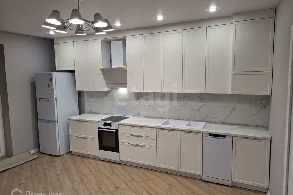Продаётся 3-комнатная квартира, 75.7 м²