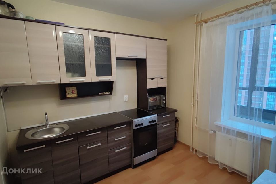 Сдаётся 1-комнатная квартира, 38 м²