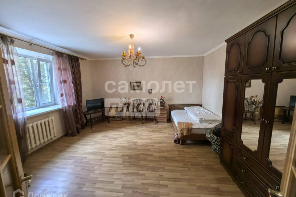 Продаётся 1-комнатная квартира, 47.6 м²