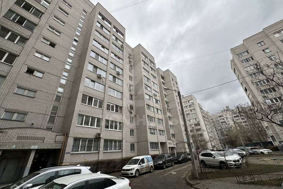 Продаётся 3-комнатная квартира, 98.3 м²