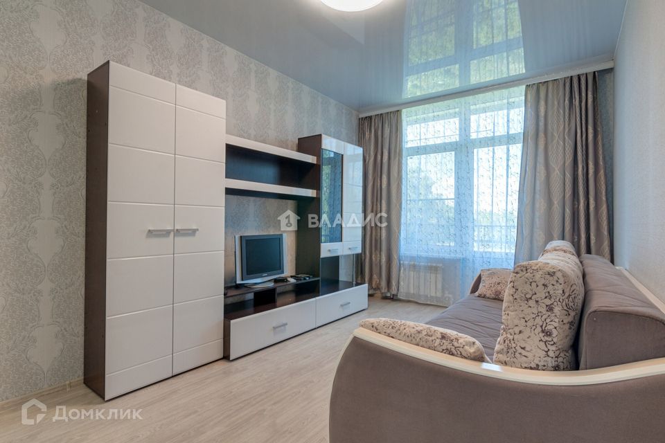Продаётся 1-комнатная квартира, 37.7 м²