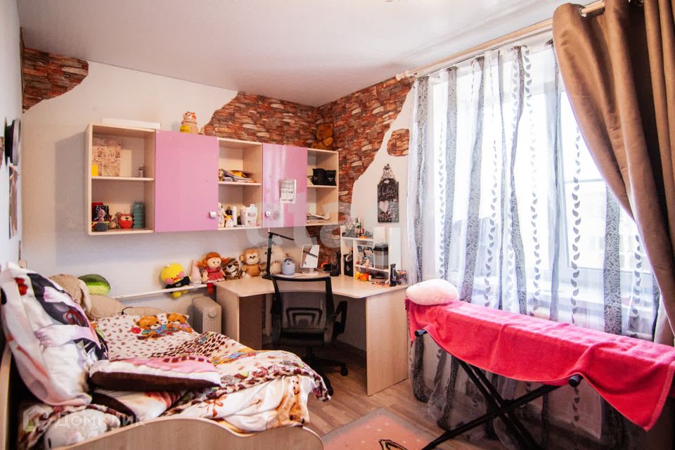 Продаётся 3-комнатная квартира, 51.4 м²