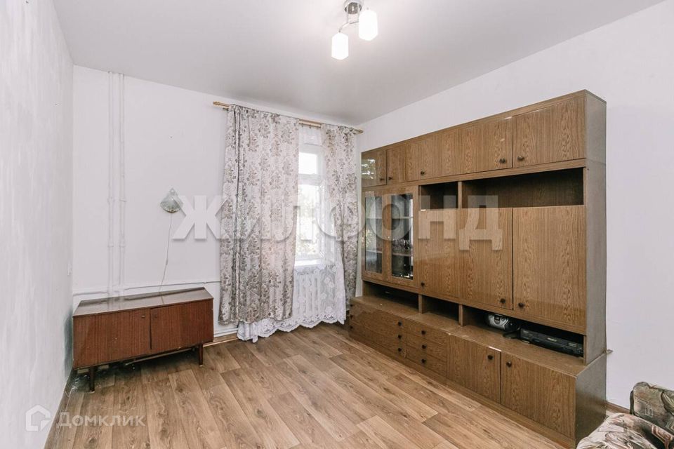 Продаётся 3-комнатная квартира, 59.7 м²