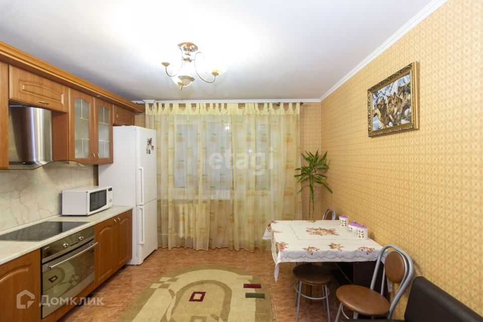 Продаётся 3-комнатная квартира, 91 м²