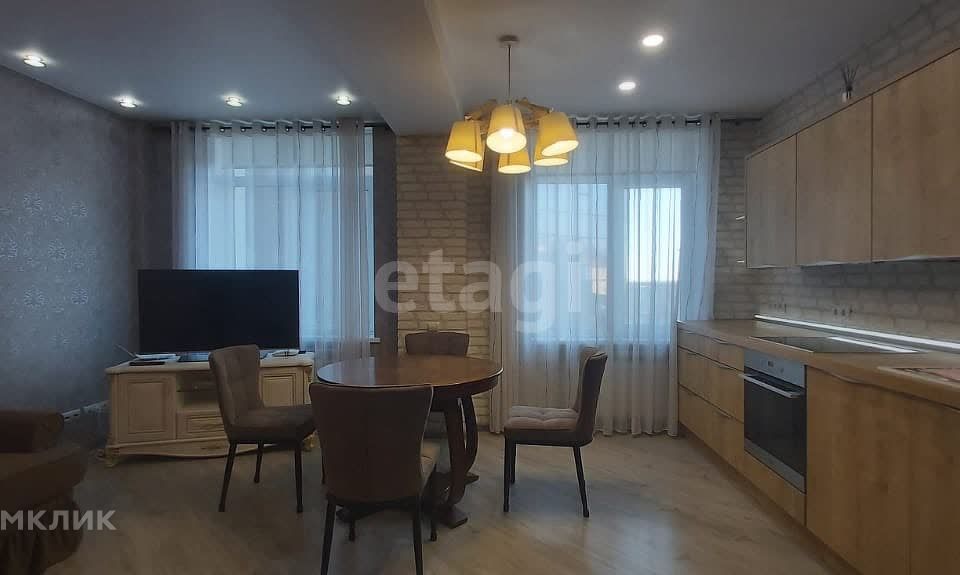 Продаётся 3-комнатная квартира, 83.9 м²