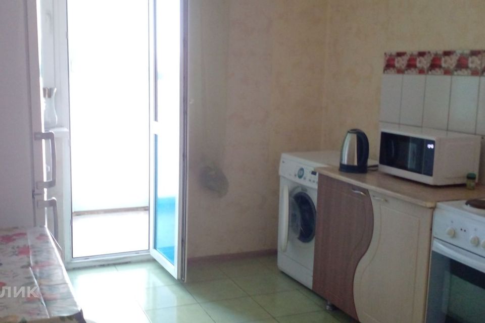 Сдаётся 1-комнатная квартира, 40.3 м²