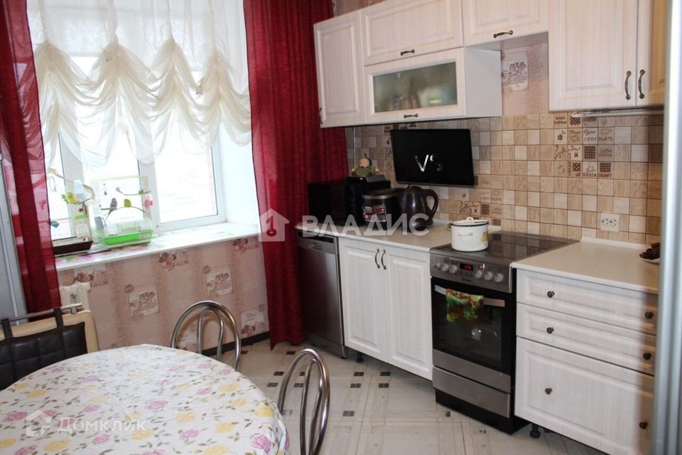 Продаётся 2-комнатная квартира, 61.1 м²