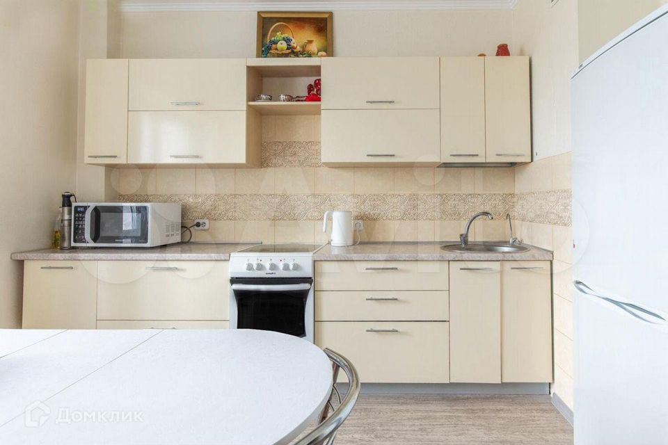 Сдаётся 1-комнатная квартира, 38 м²