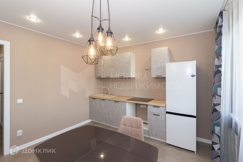 Продаётся 1-комнатная квартира, 37 м²