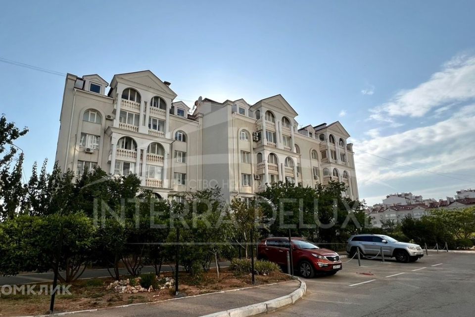 Сдаётся 1-комнатная квартира, 42 м²