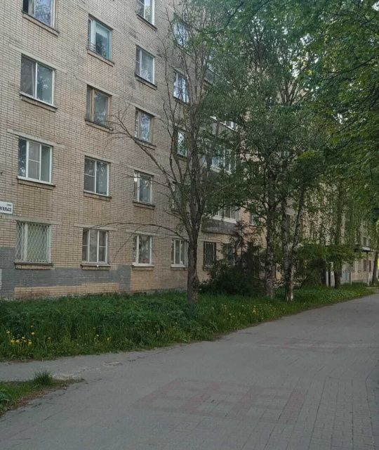 Продаётся комната в 8-комн. квартире, 10 м²